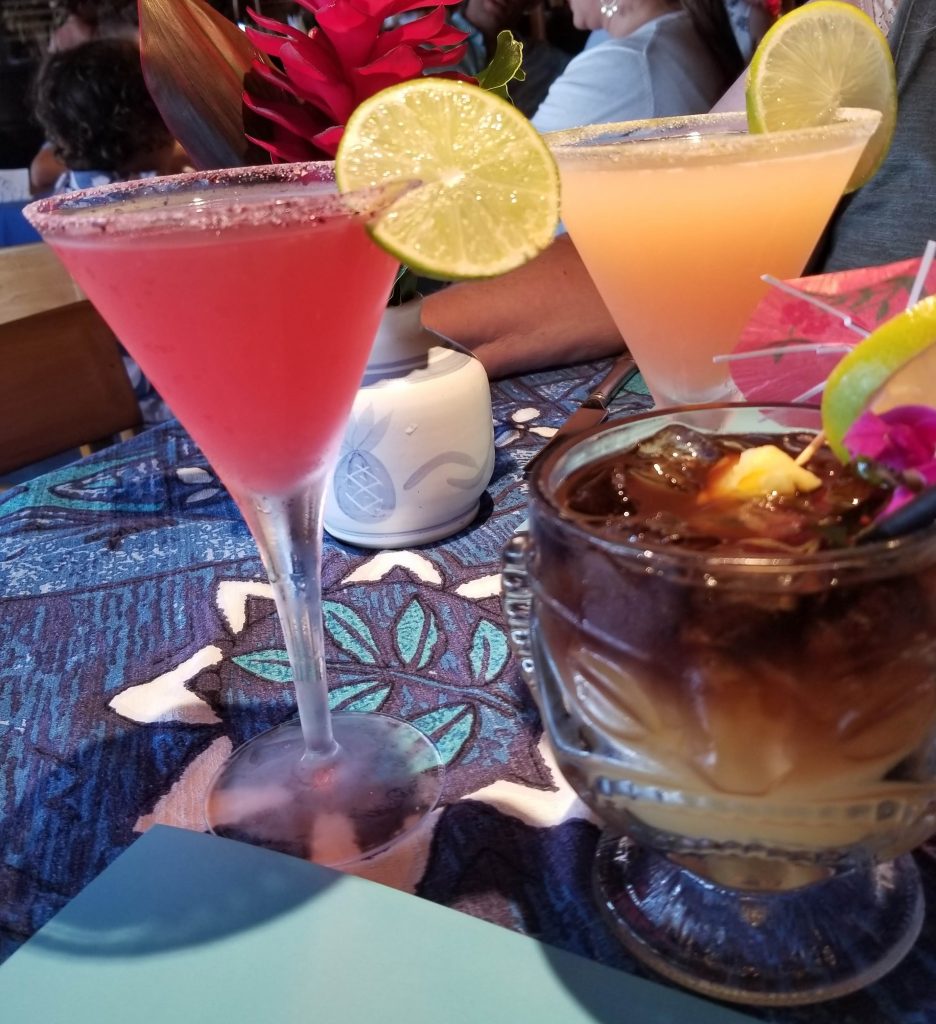 cocktails at Mama's Fish House